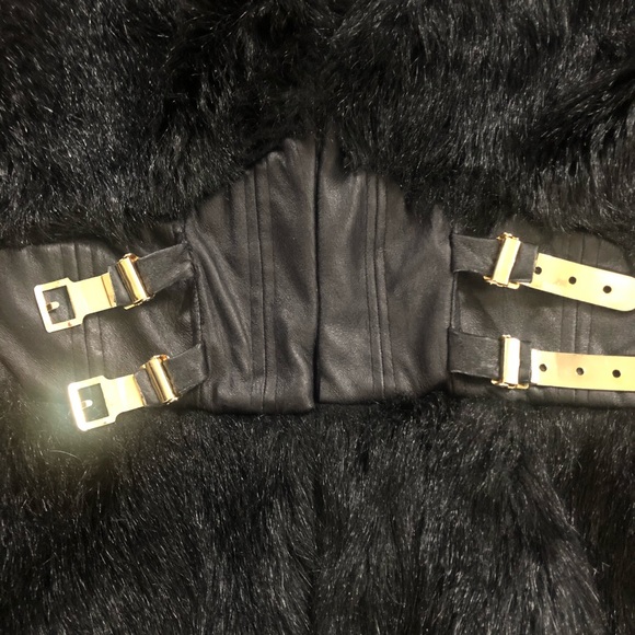 VINCENT LEE CUSTOM MADE FAUX LEATHER & FUR COAT - Picture 8 of 10